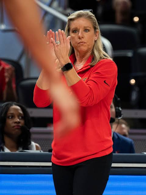 Officially: With immediate effect Indiana Fever’ Head coach to leave without hesitation Due to………Read more