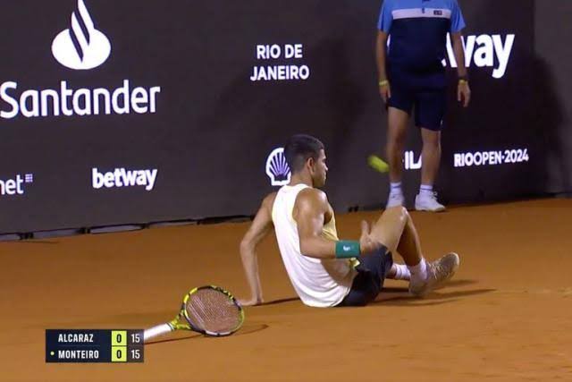 Carlos Alcaraz se vio obligado a salir de Wimbledon debido a una lesión…