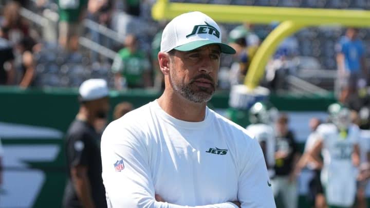 Aaron Rodgers has brief message for Haason Reddick amid Jets’ contract dispute…