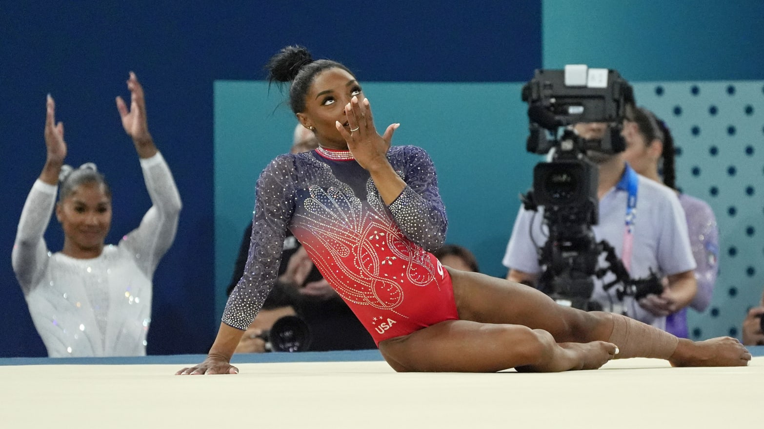 Simone Biles Shatters Records: Gymnastics Legend Claims 11th Olympic…