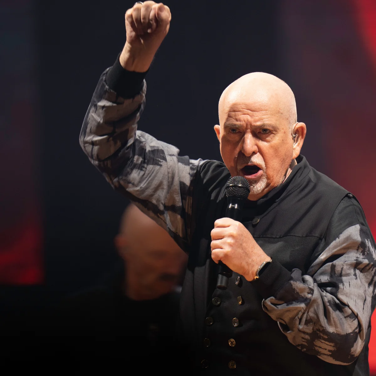 Breaking News: Peter Gabriel Kondigt Aftreden uit de Muziek aan…