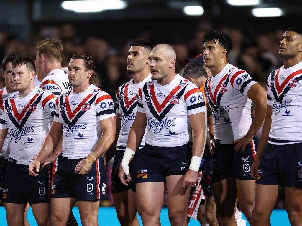 Roosters Exodus: 7 Stars Depart, Creating a Massive Void in the…