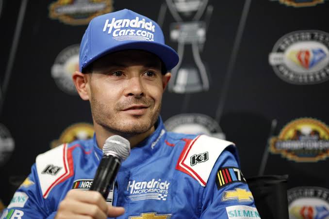 Sad News: kyle larson makes an emmotional announcement as he departs the racing arena due to…..