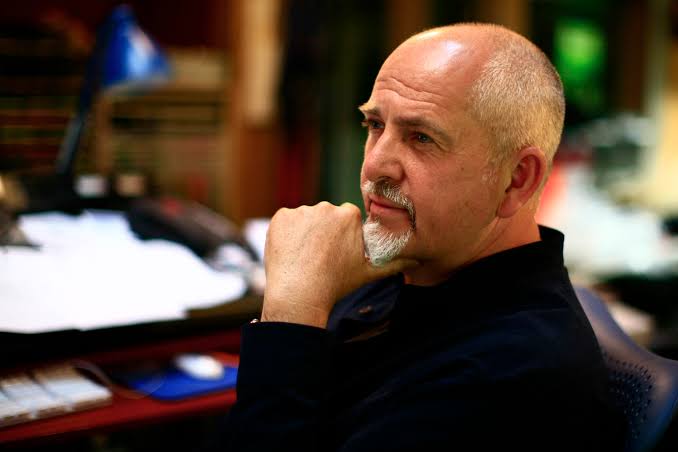 Tragedy Hits the Music World: Peter Gabriel Reflects on Loss of Influential Mentor…