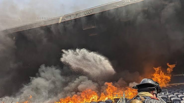 Breaking news: devastating fire burns down the largest stadium in Cincinnati Bengals just now many life’s destroyed due to….