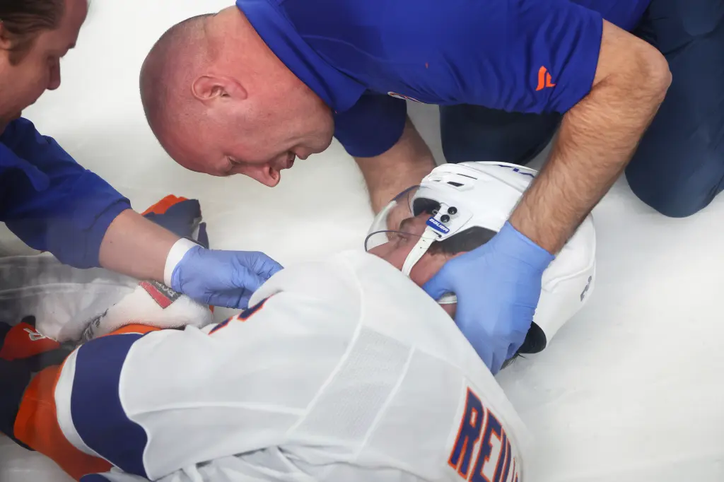 Scary Scene on the Ice: Mike Reilly’s Injury Shakes Islanders’ Game Against…..