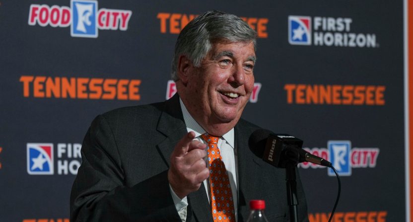 VOICE OF THE VOLS SAYS GOODBYE: Bob Kesling Announces Retirement After…..