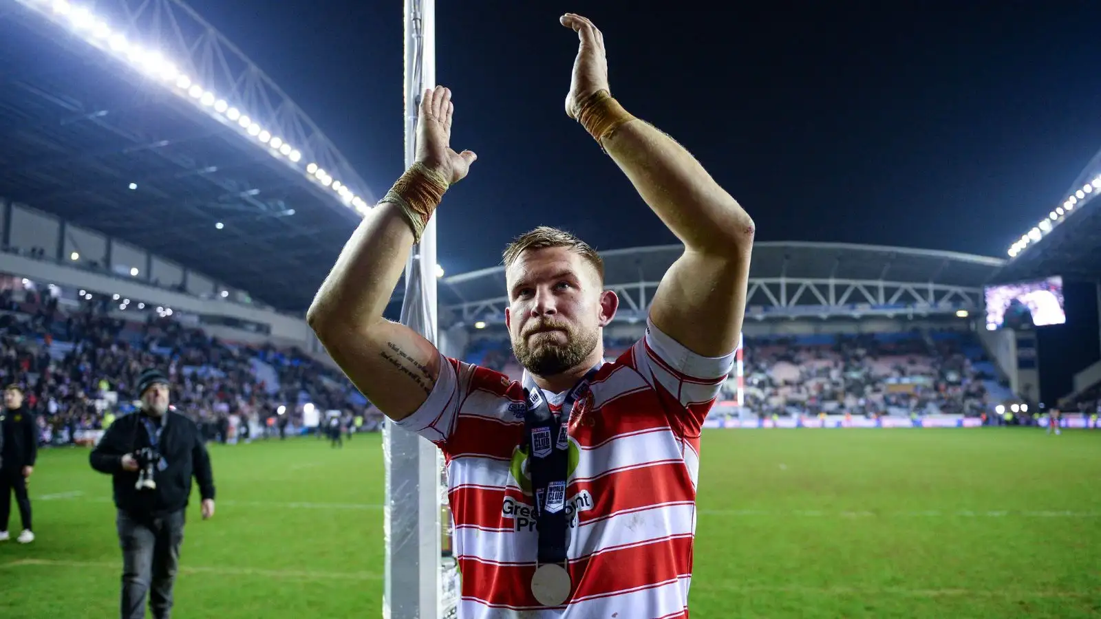 Breaking News: Wigan Warriors Star Announces Retirement at the Peak of His Career…