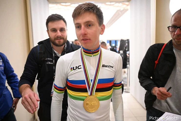 CYCLINGUPTODATE: Tadej Pogacar Set to Earn €8 Million a Year in New Contract with UAE Team Emirates – But Evenepoel Could Catch Up Following…..