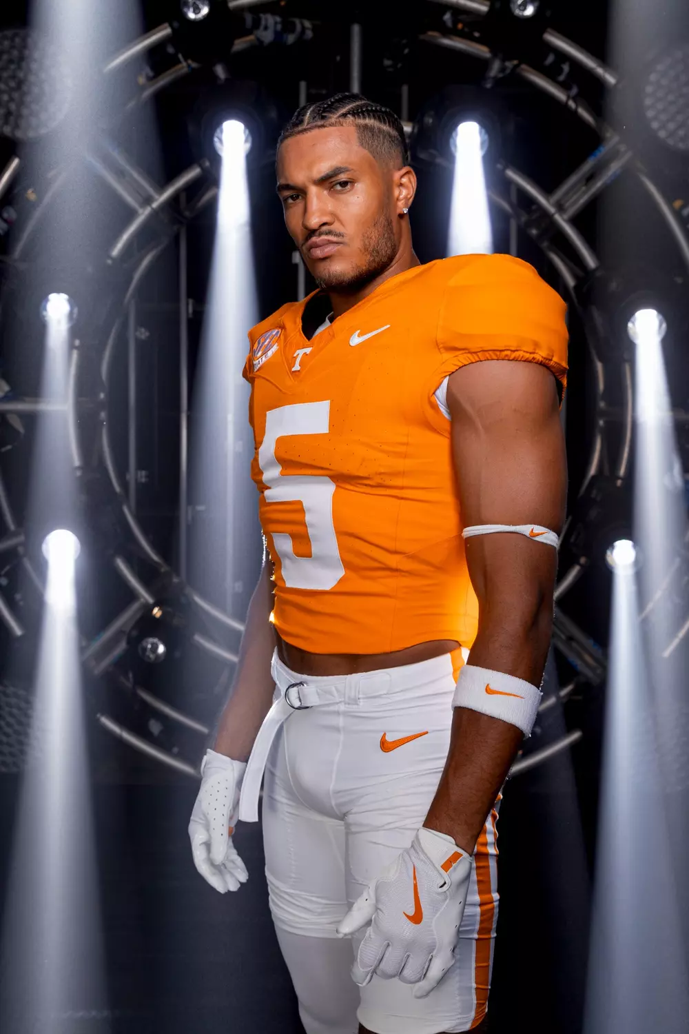 MCCOY’S MIRACLE RETURN: Tennessee Vol Fans Stunned as Star Wide Receiver Bru McCoy Eyes Dramatic…