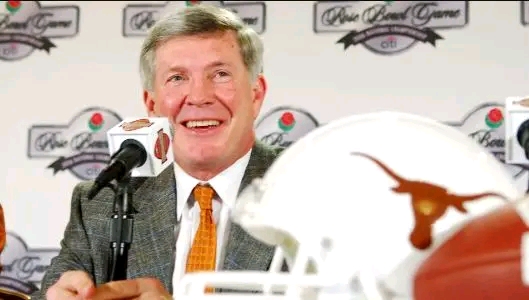 BREAKING NEWS: Texas Longhorns Welcomes Back Legendary Coach Mack Brown to Lead the Program Again….