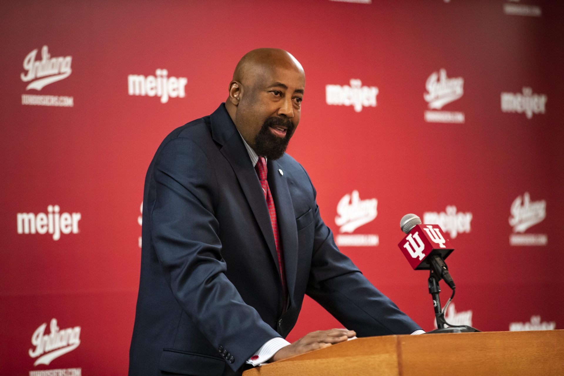 Mike Woodson Calls Out Indiana Hoosiers: Coach Demands Accountability After Disappointing….