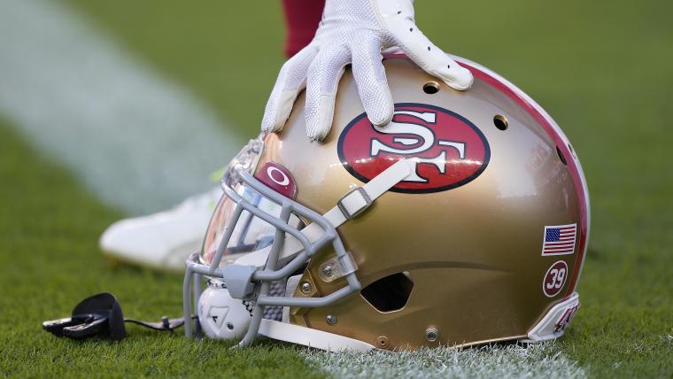 BREAKING: 49ers SHOCKER! San Francisco Makes Blockbuster Trade for Pro Bowl Quarterback, Sending…