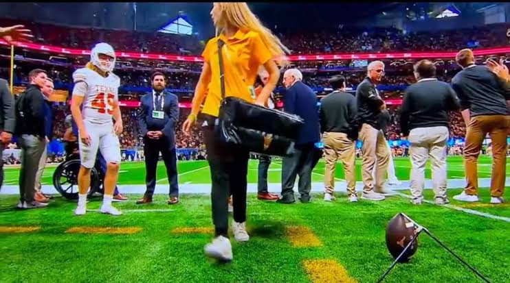 Texas Kicker “Distracted” By ASU Girls Just Before Massive Kick in Peach Bowl: A Look Back…