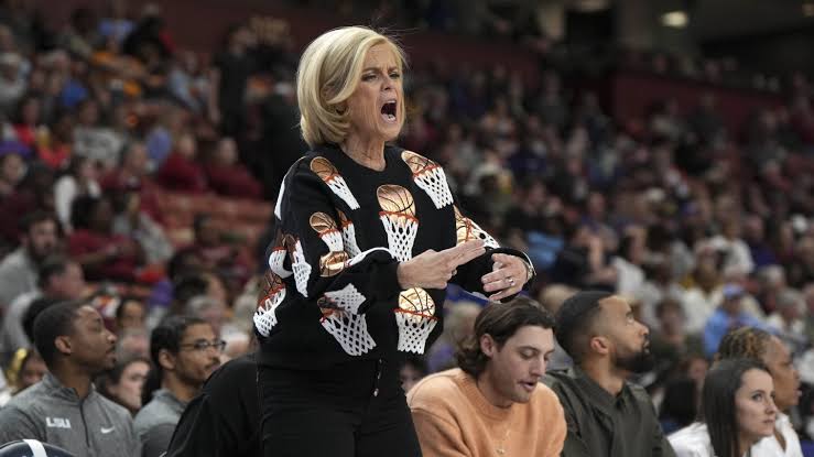 LSU Tigers Women’s Basketball Coach Kim Mulkey Delivers Bold Statement…